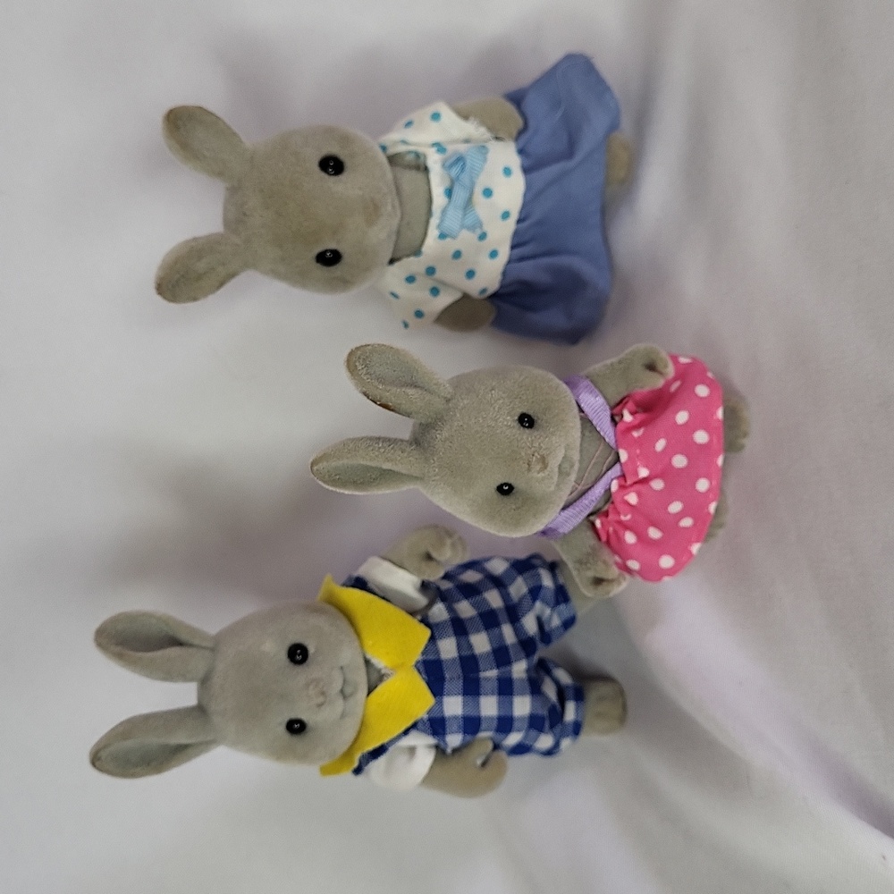 Easter BUNNY Calico Critters Sylvanian Flocked Forest Family Vtg 80s Figures